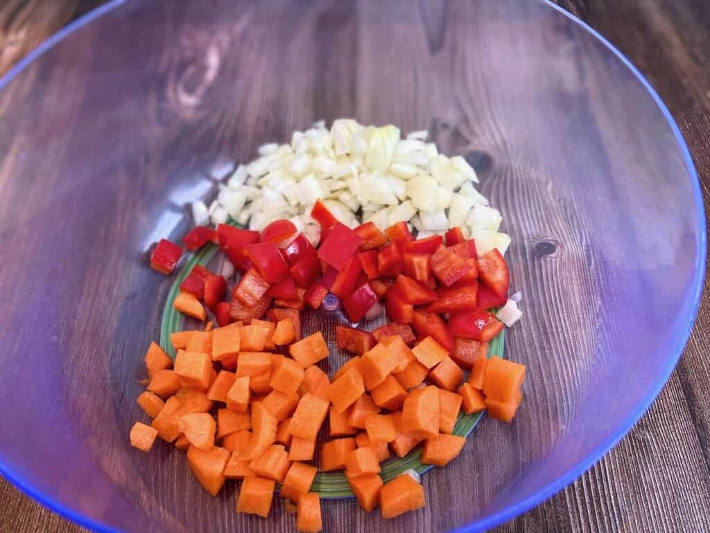 chopped carrot, pepper and onion